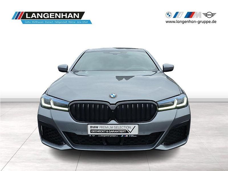 Gebraucht BMW M550 Performance 530 PS (389 kW) 2023 Grau Limousine