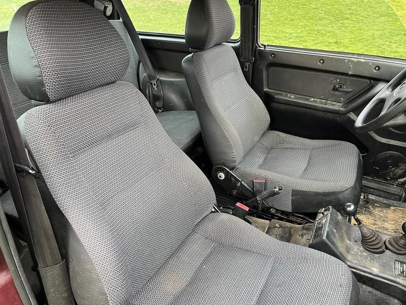 Gebraucht Lada Taiga 83 PS (61 kW) 2015 Rot SUV