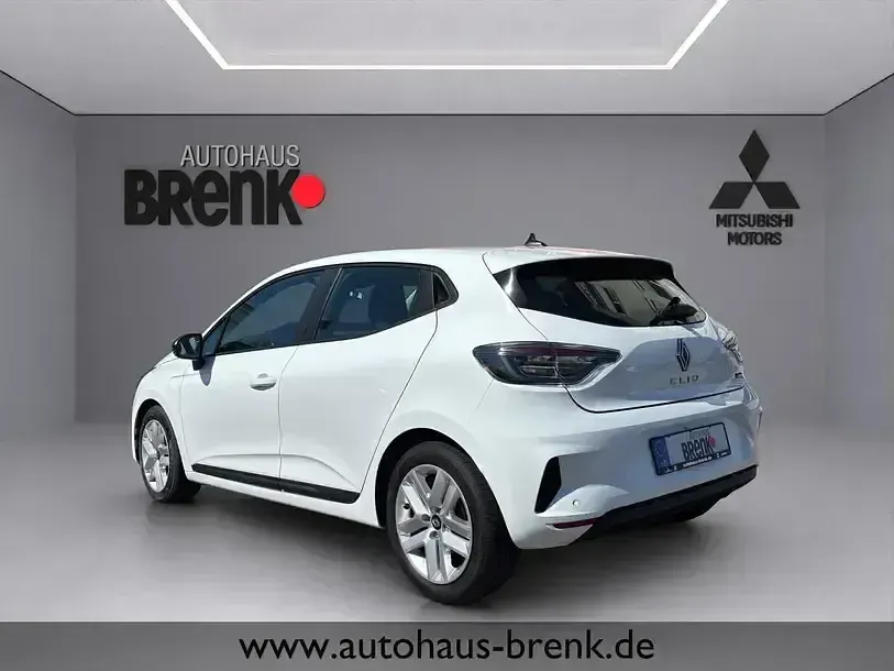 Brugt Renault Clio V Evolution 143 HK (105 kW) 2024 Hvid Sedan