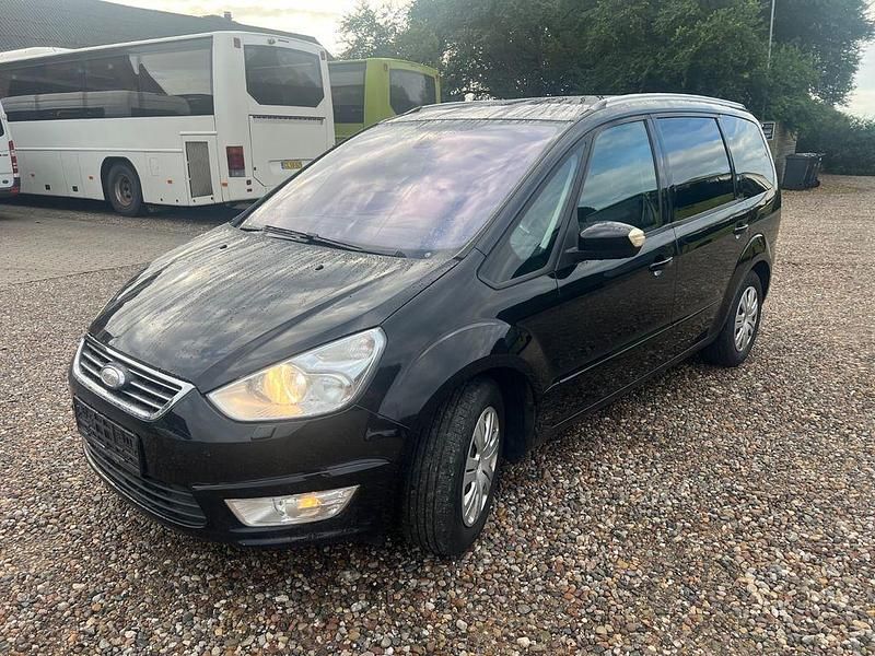 Gebraucht Ford Galaxy Trend 140 PS (102 kW) 2011 Schwarz Van / Kleinbus