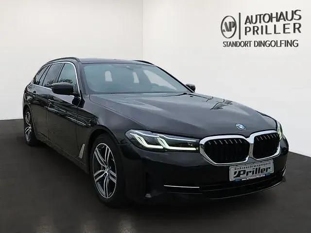 Gebraucht BMW 530 Performance 252 PS (185 kW) 2021 Schwarz Kombi
