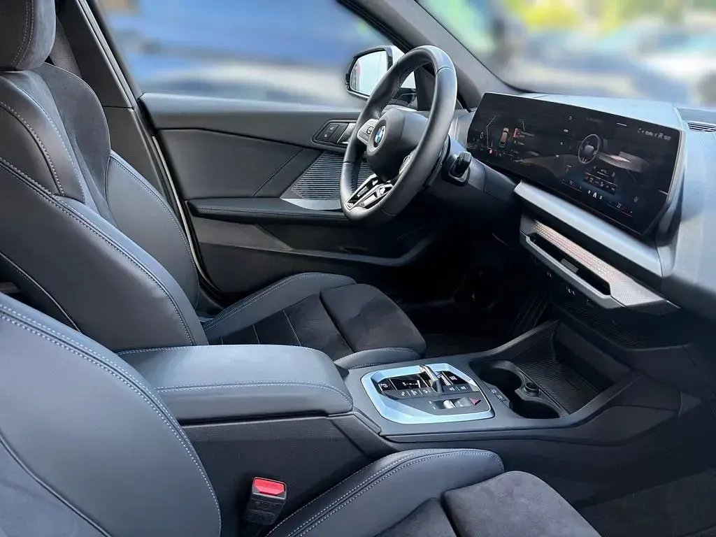 Gebraucht BMW 120 Shadowline 163 PS (119 kW) 2025 Weiß Kleinwagen