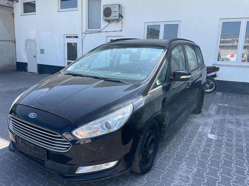 Second-hand Ford Galaxy 150 CP (110 kW) 2017 Negru Monovolum