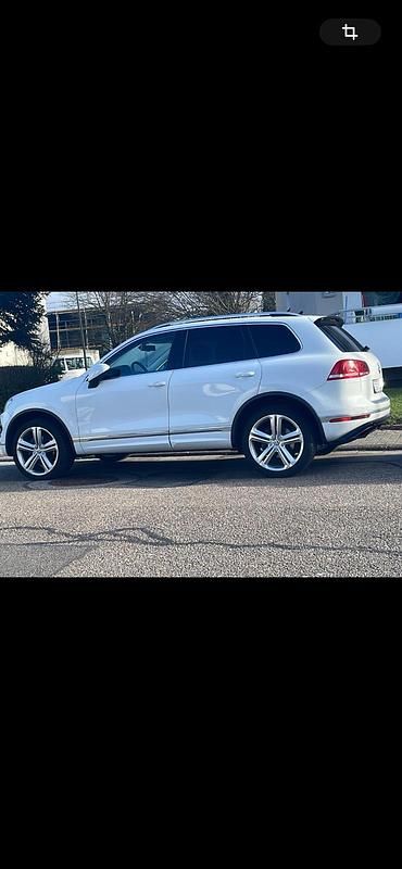 Gebraucht VW Touareg R-line 262 PS (192 kW) 2015 Weiß SUV