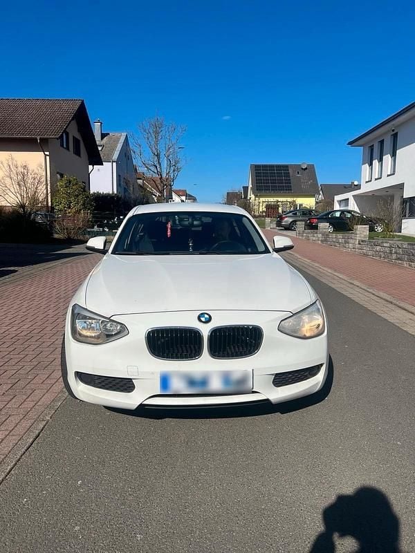 Gebraucht BMW 116 136 PS (100 kW) 2012 Weiß Kleinwagen