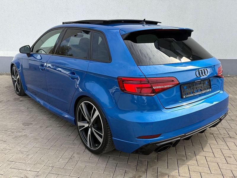 Gebraucht Audi RS3 Ambiente 400 PS (294 kW) 2019 Blau Limousine