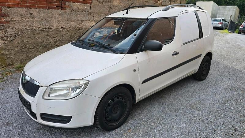 Gebraucht 2010 Skoda Roomster Van / Kleinbus | 1.000 € - Bild 1/4