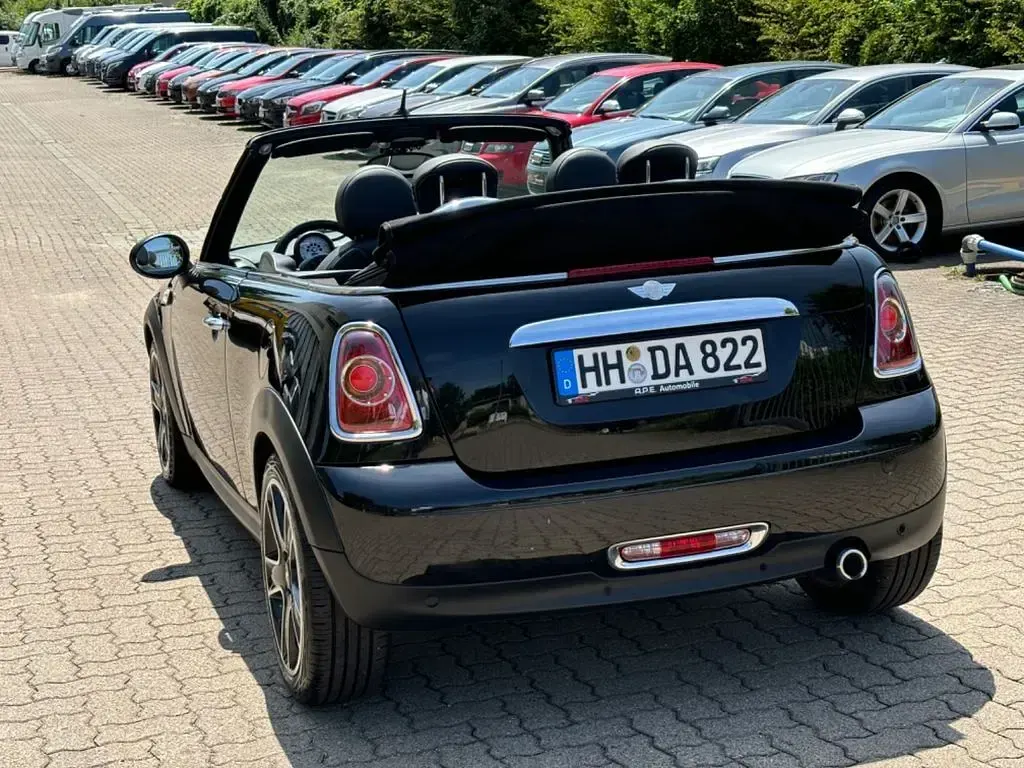 Gebraucht Mini Cooper SD Cabriolet 111 PS (81 kW) 2011 Schwarz Cabrio