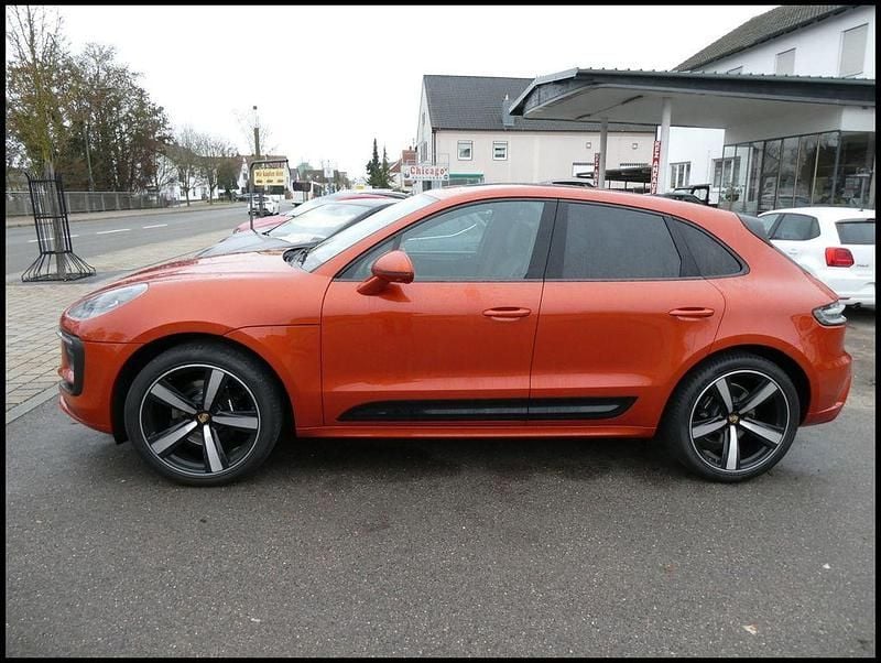 Gebraucht Porsche Macan Chrono 265 PS (194 kW) 2022 Orange SUV