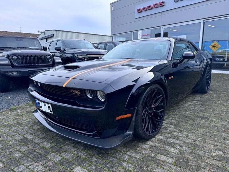 Destroyer grey Gebraucht 2024 Dodge Challenger Coupé | 79.900 € - Bild 1/4