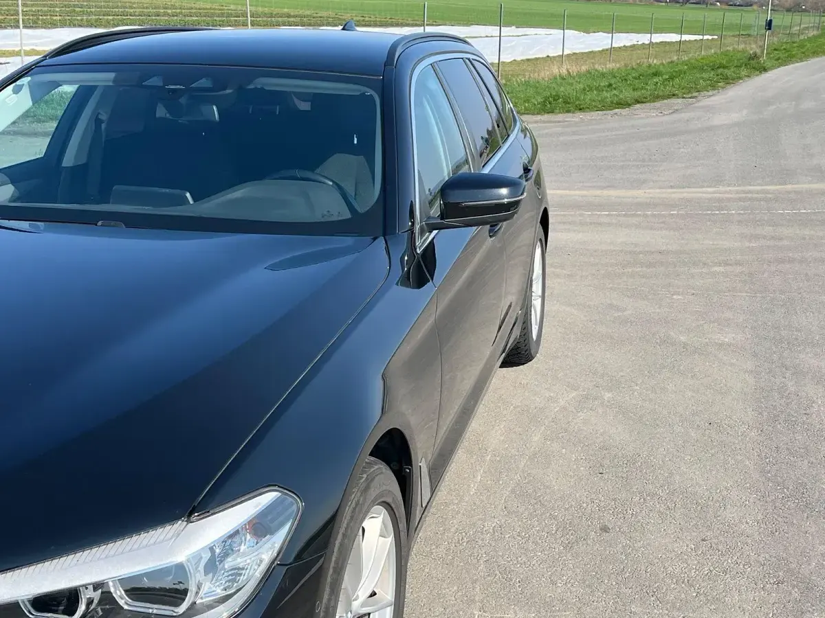 Gebraucht BMW 520 190 PS (139 kW) 2018 Schwarz Limousine