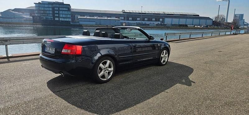 Gebraucht Audi A4 Cabriolet 170 PS (125 kW) 2003 Blau Cabrio