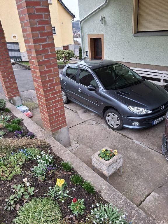 Gebraucht Peugeot 206 75 PS (55 kW) 2006 Grau Limousine