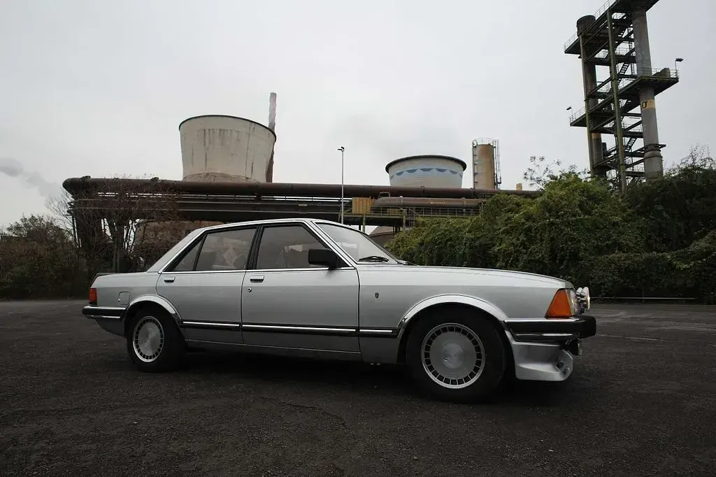 Gebraucht Ford Granada Ghia 160 PS (117 kW) 1983 Silber Limousine