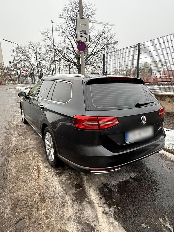 Gebraucht VW Passat 150 PS (110 kW) 2018 Kombi