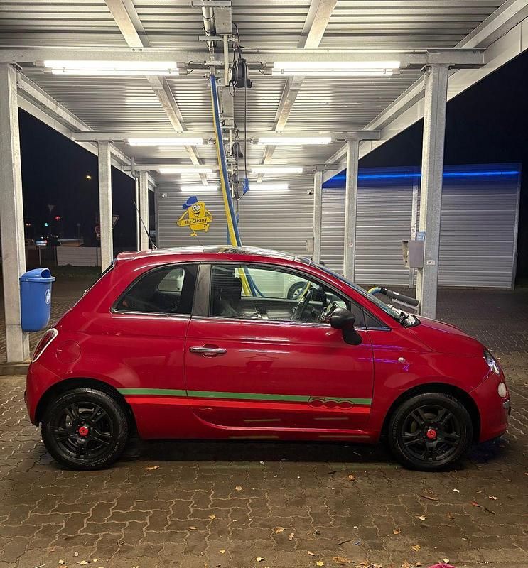 Gebraucht Fiat 500 Lounge 69 PS (50 kW) 2008 Rot Kleinwagen