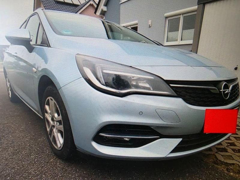 Schwarz Gebraucht 2020 Opel Astra Kombi | 6.900 € (Superpreis) - Bild 1/1