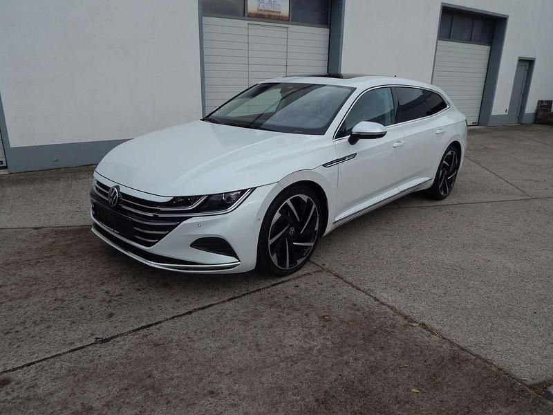 Gebraucht VW Arteon Elegance 200 PS (147 kW) 2020 Oryxwhite perlmutteffekt Kombi