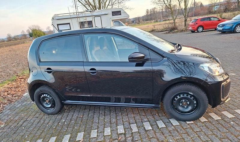Gebraucht VW e-up! 61 kW (83 PS) 2021 Schwarz Kleinwagen