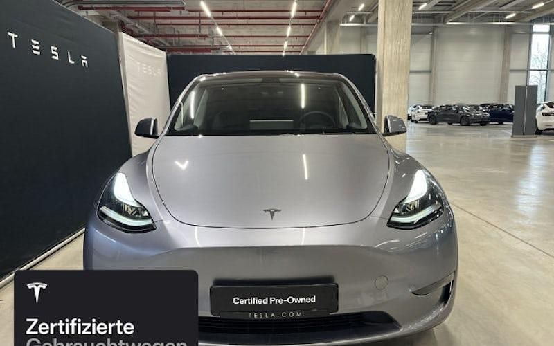 Gebraucht Tesla Model Y 273 kW (372 PS) 2024 Silber SUV
