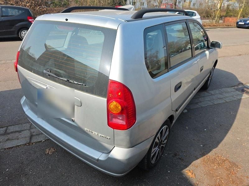 Gebraucht Mitsubishi Space Star Comfort Edition 98 PS (72 kW) 2003 Silber Van / Kleinbus
