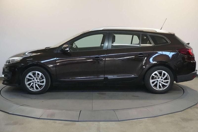 Gebraucht Renault Mégane GrandTour Initiale Paris 110 PS (80 kW) 2014 Braun Kombi