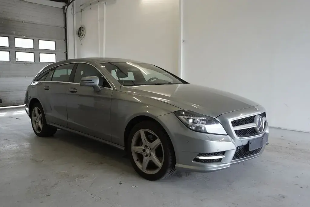 Gebraucht Mercedes CLS350 Shooting Brake 265 PS (194 kW) 2013 Silber Kombi