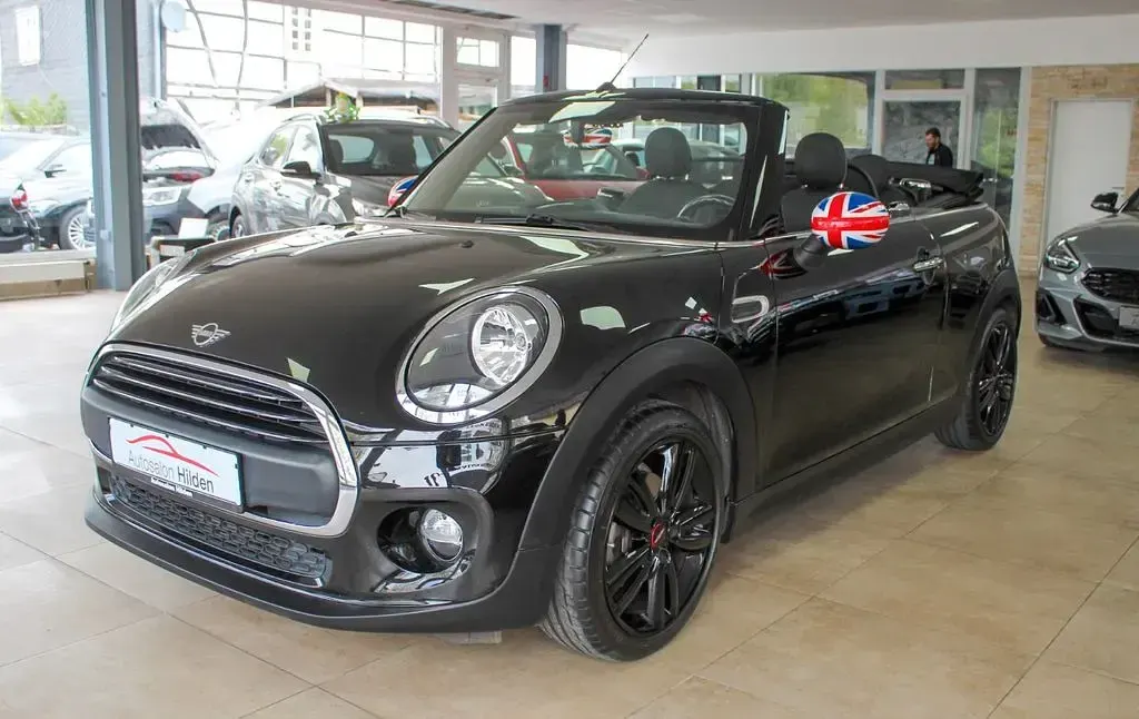 Gebraucht Mini One Cabriolet 102 PS (75 kW) 2019 Schwarz Cabrio