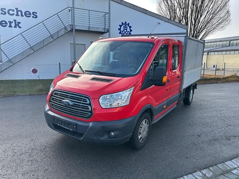 Gebraucht Ford Transit 177 PS (130 kW) 2018 Rot Limousine