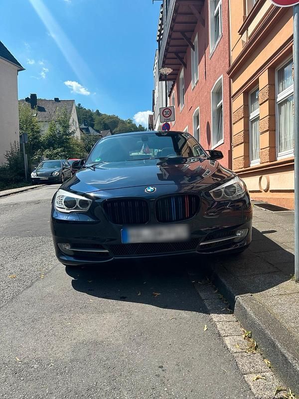 Blau Gebraucht 2010 BMW 530 Gran Turismo Limousine | 9.000 € (Guter Preis) - Bild 1/4