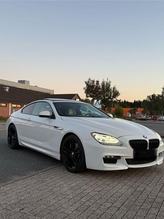 Weiß Gebraucht 2013 BMW 650 M Sport Coupé | 29.000 € (Teuer) - Bild 1/4