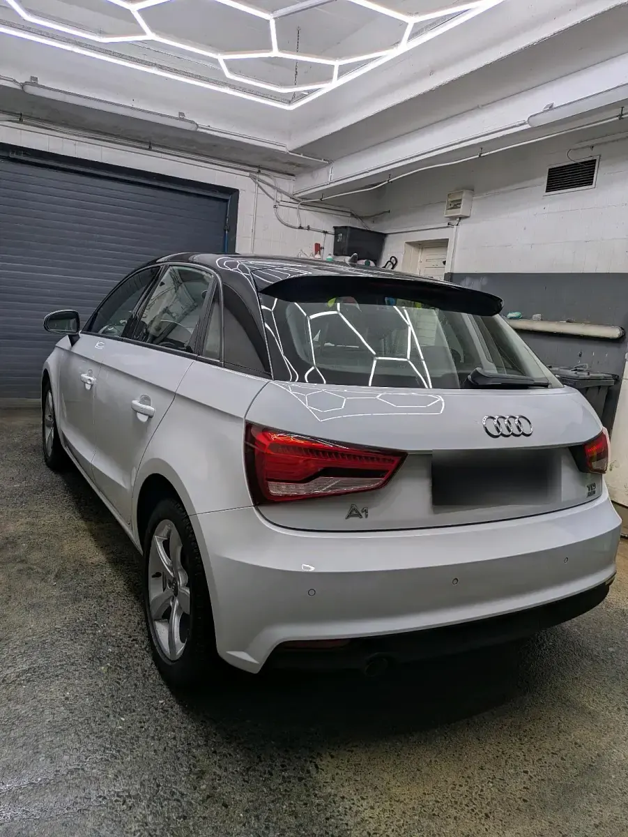 Gebraucht Audi A1 90 PS (66 kW) 2015 Weiß Kleinwagen