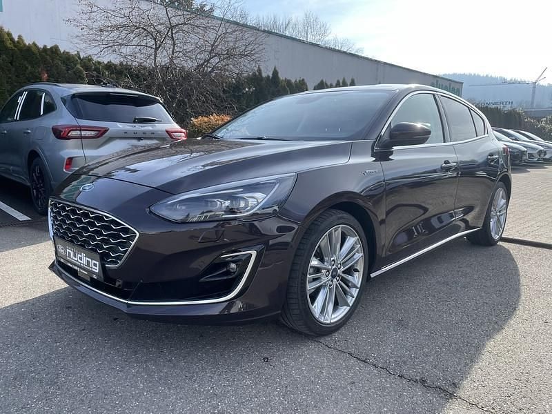 Gebraucht Ford Focus Vignale 182 PS (133 kW) 2019 Dark berry Kombi