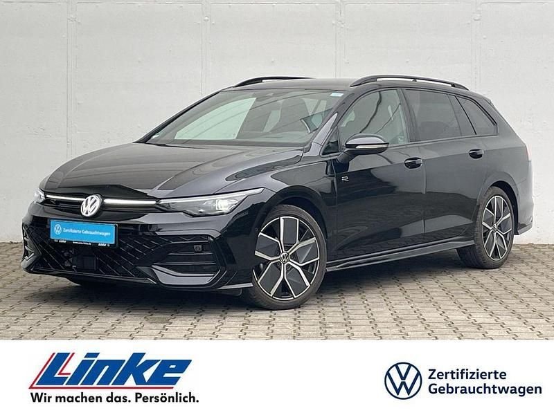 Grenadillschwarz metallic Gebraucht 2025 VW Golf VIII R-line Kombi | 35.490 € (Etwas zu teuer) - Bild 1/4