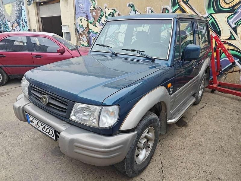 Gebraucht Hyundai Galloper 141 PS (103 kW) 1998 Blau SUV
