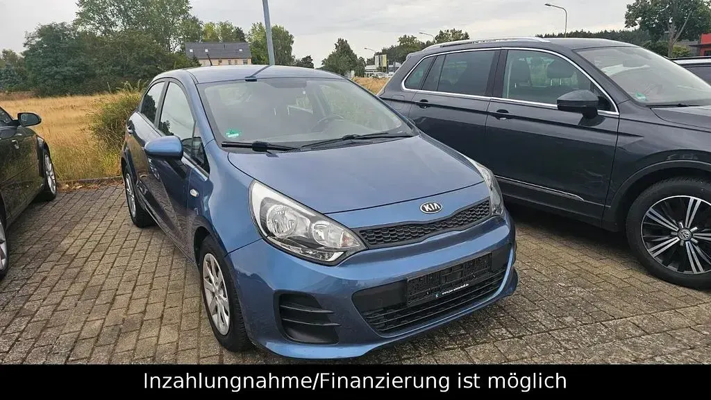 Gebraucht Kia Rio 84 PS (61 kW) 2017 Blau Limousine