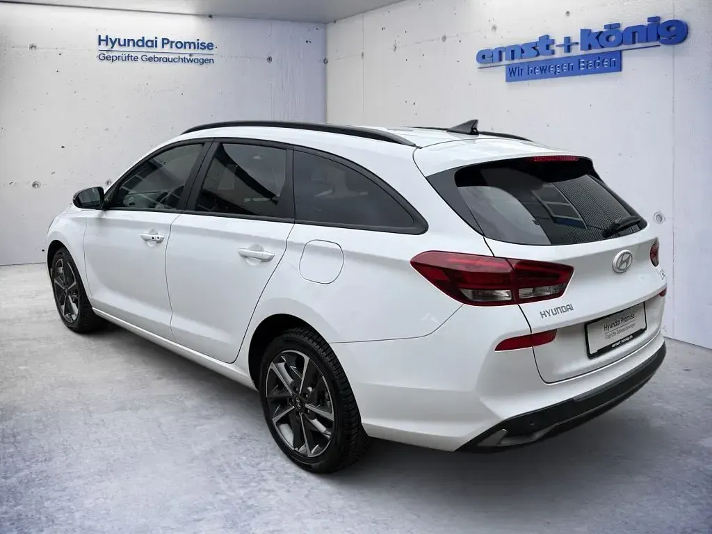 Gebraucht Hyundai i30 Advantage 101 PS (74 kW) 2025 Atlas white Kombi