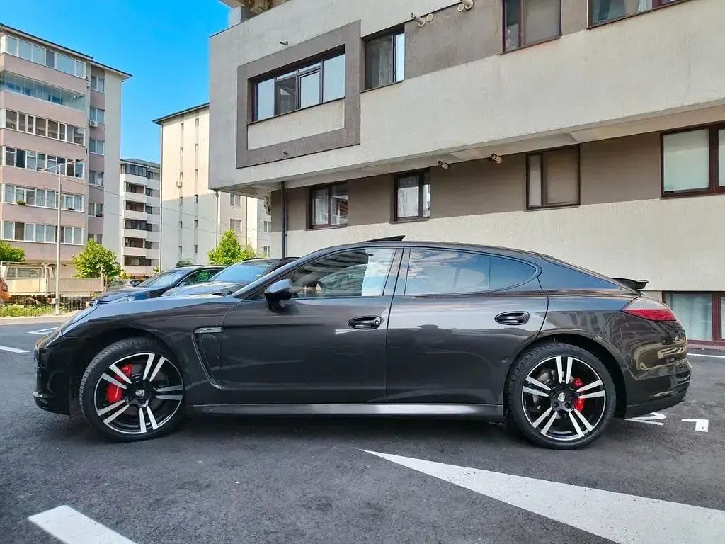 Gebraucht Porsche Panamera 250 PS (183 kW) 2011 Braun Kleinwagen