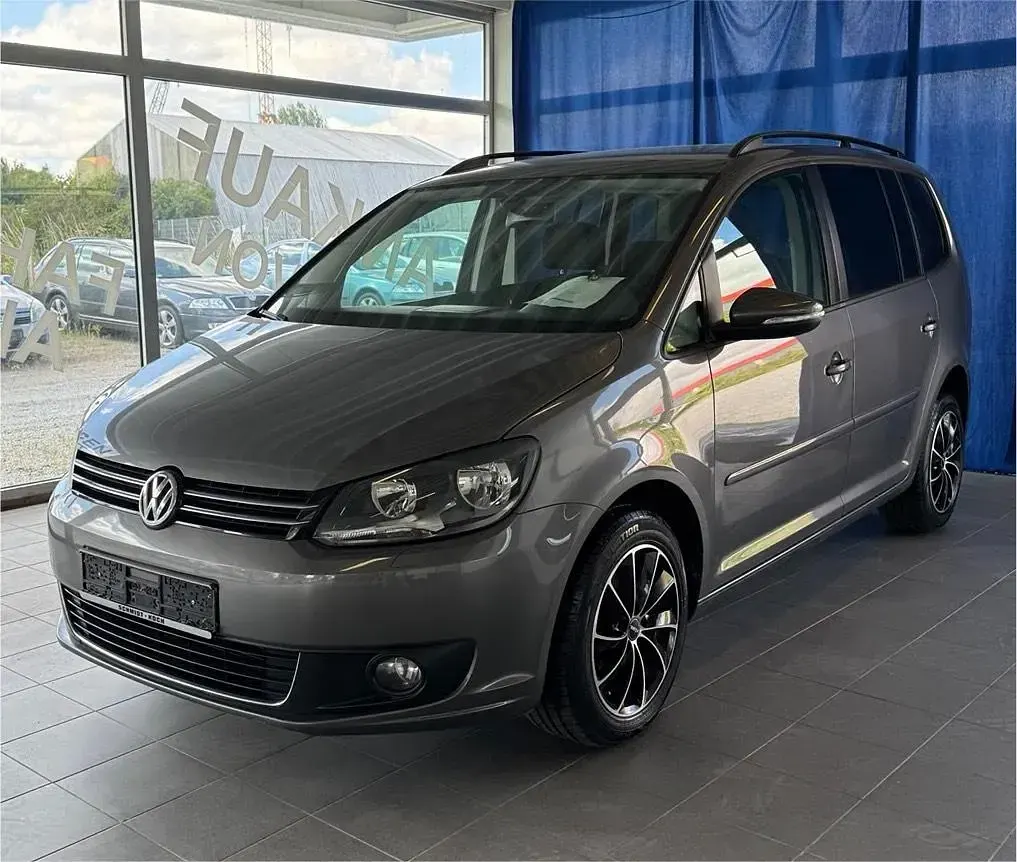 Gebraucht VW Touran Comfortline 140 PS (102 kW) 2012 Grau Van / Kleinbus