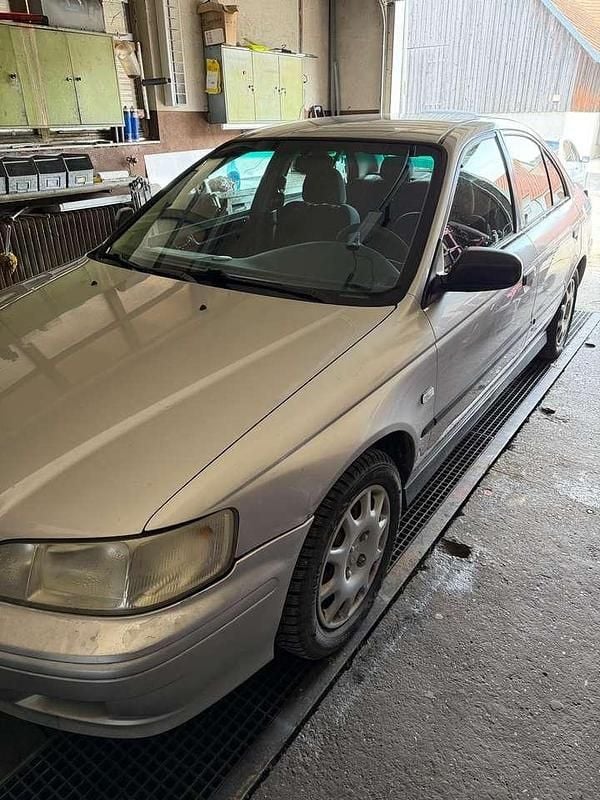 Gebraucht Honda Accord ES 136 PS (100 kW) 2000 Silber Limousine