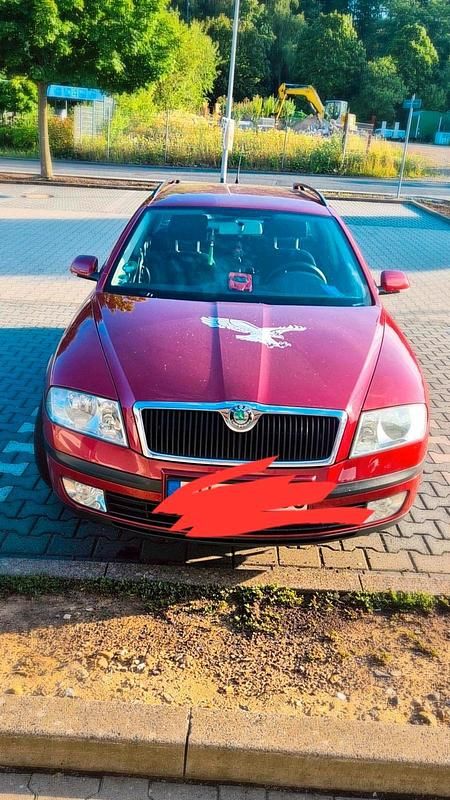 Rot Gebraucht 2006 Skoda Octavia Kombi | 2.800 € - Bild 1/4