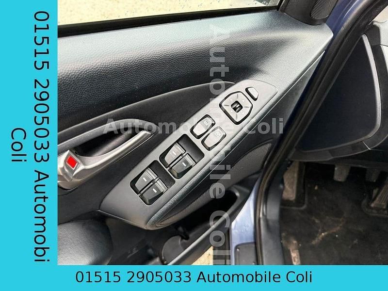 Gebraucht Hyundai ix35 Style 135 PS (99 kW) 2011 Blau SUV
