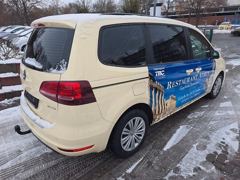 Gebraucht VW Sharan Trendline 150 PS (110 kW) 2016 Van / Kleinbus