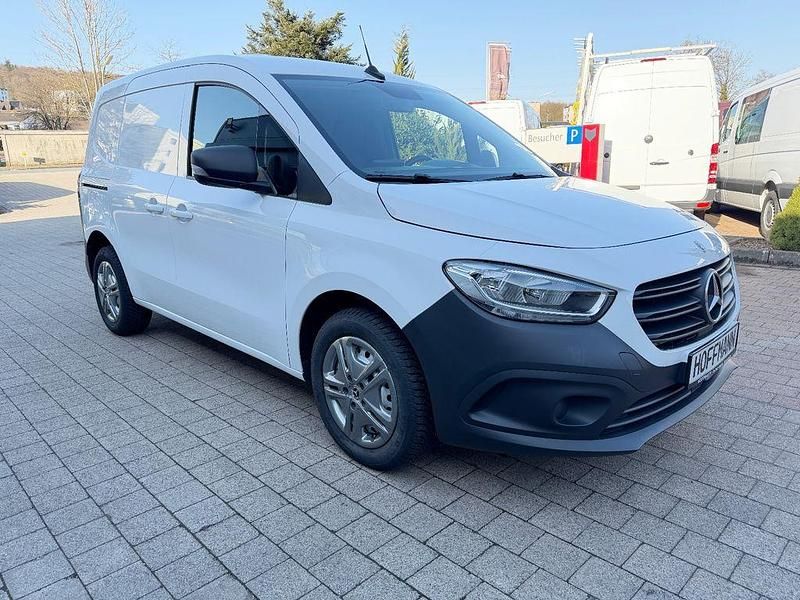 Gebraucht Mercedes Citan 110 95 PS (69 kW) 2022 Weiß Limousine