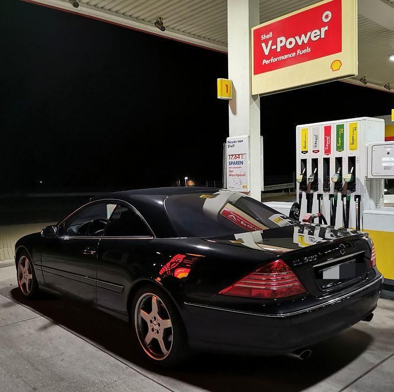 Schwarz Gebraucht 2006 Mercedes CL500 AMG Coupé | 19.950 € (Etwas zu teuer) - Bild 1/4