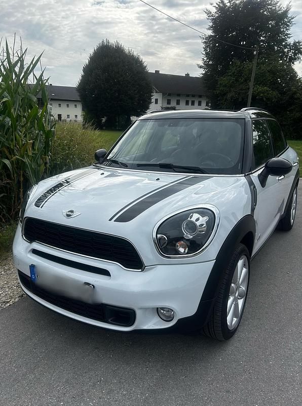 Weiß Gebraucht 2013 Mini Countryman SUV | 11.500 € - Bild 1/4
