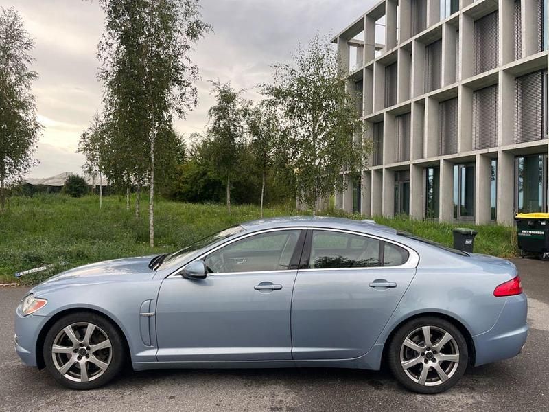 Gebraucht Jaguar XF 211 PS (155 kW) 2010 Blau Limousine