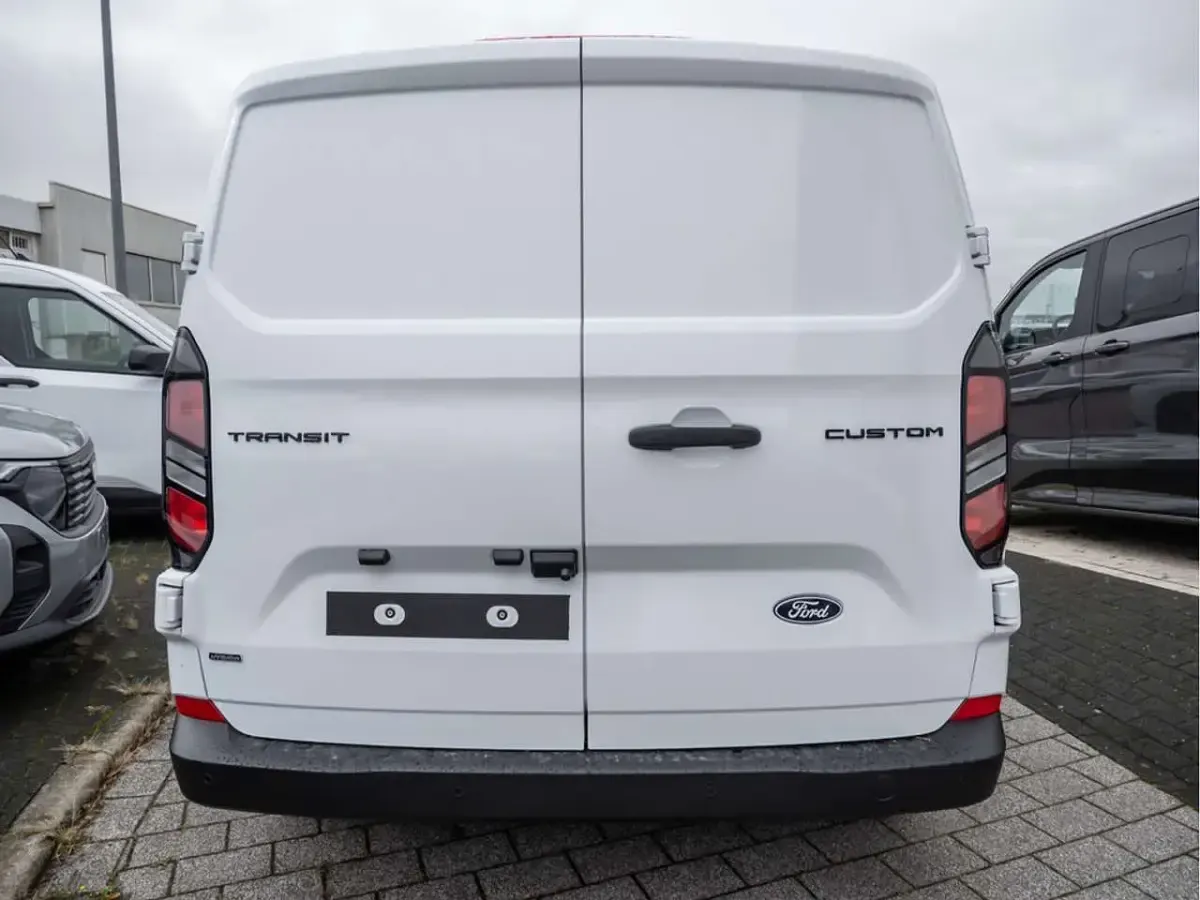 Neu Ford Transit Custom 118 PS (86 kW) 2025 Frozen white Van / Kleinbus