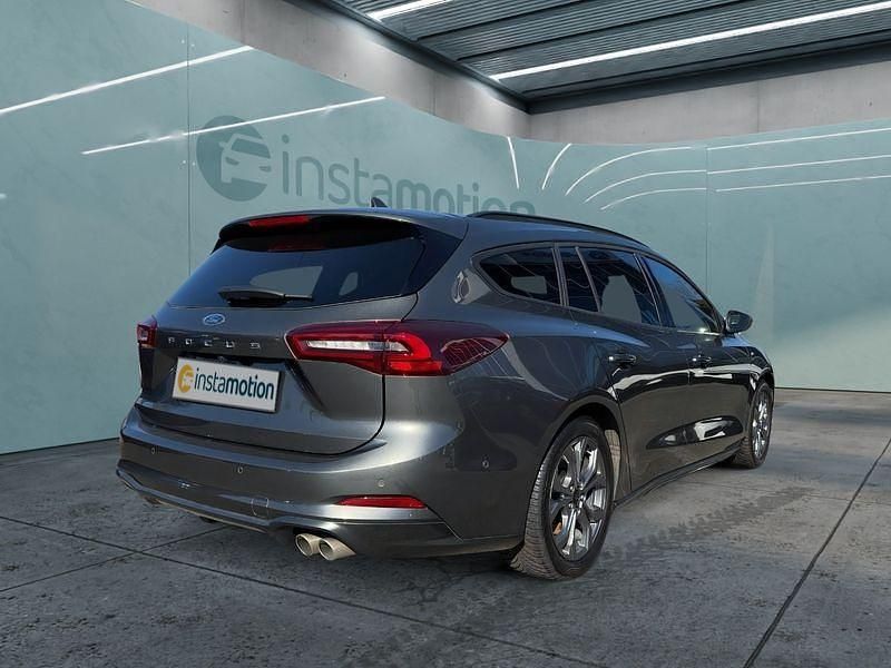 Gebraucht Ford Focus ST-Line X 155 PS (114 kW) 2024 Grau Kombi