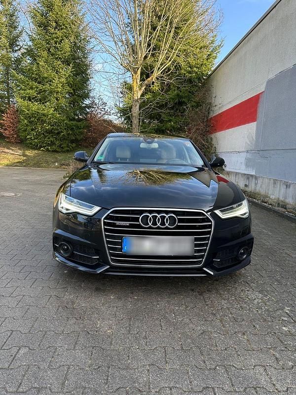 Gebraucht Audi A6 Ambiente 218 PS (160 kW) 2017 Schwarz Limousine